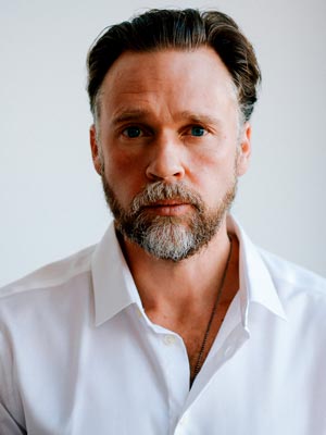 Кристофер Вагелин в роли Мэттиса